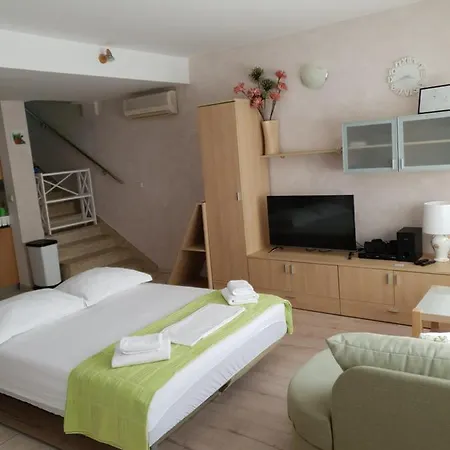 Appartement App 2+2 Nizic