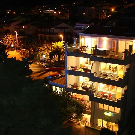 App 2+2 Nizic Apartament