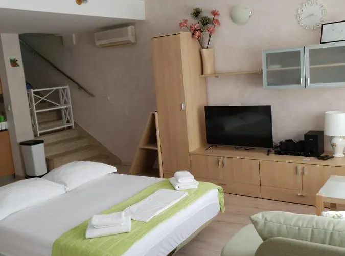 Appartement App 2+2 Nizic